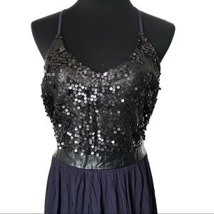 ASTR Maxi Dress, Sequins Black/Navy-Size Large